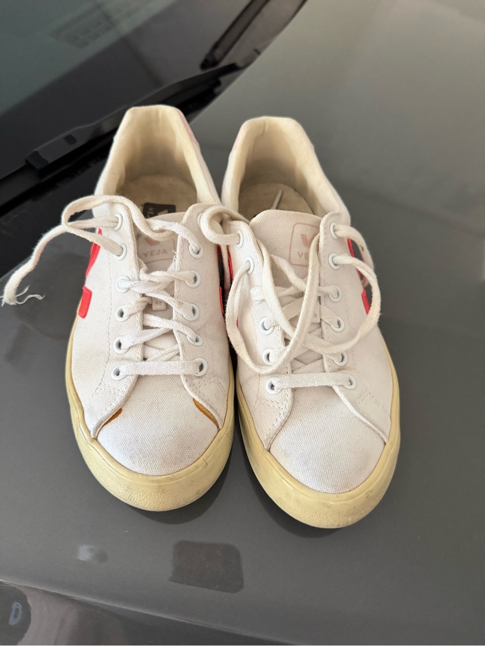 Veja Women's Low-Top Sneakers in Off-White with Red V